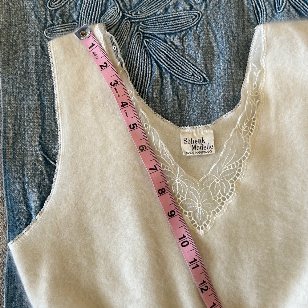 SCHENK MODELLE SILKY -TOUCH  LACE TRIM ANGORA  TOP/VEST MADE IN GERMANY SZ S - Picture 14 of 14